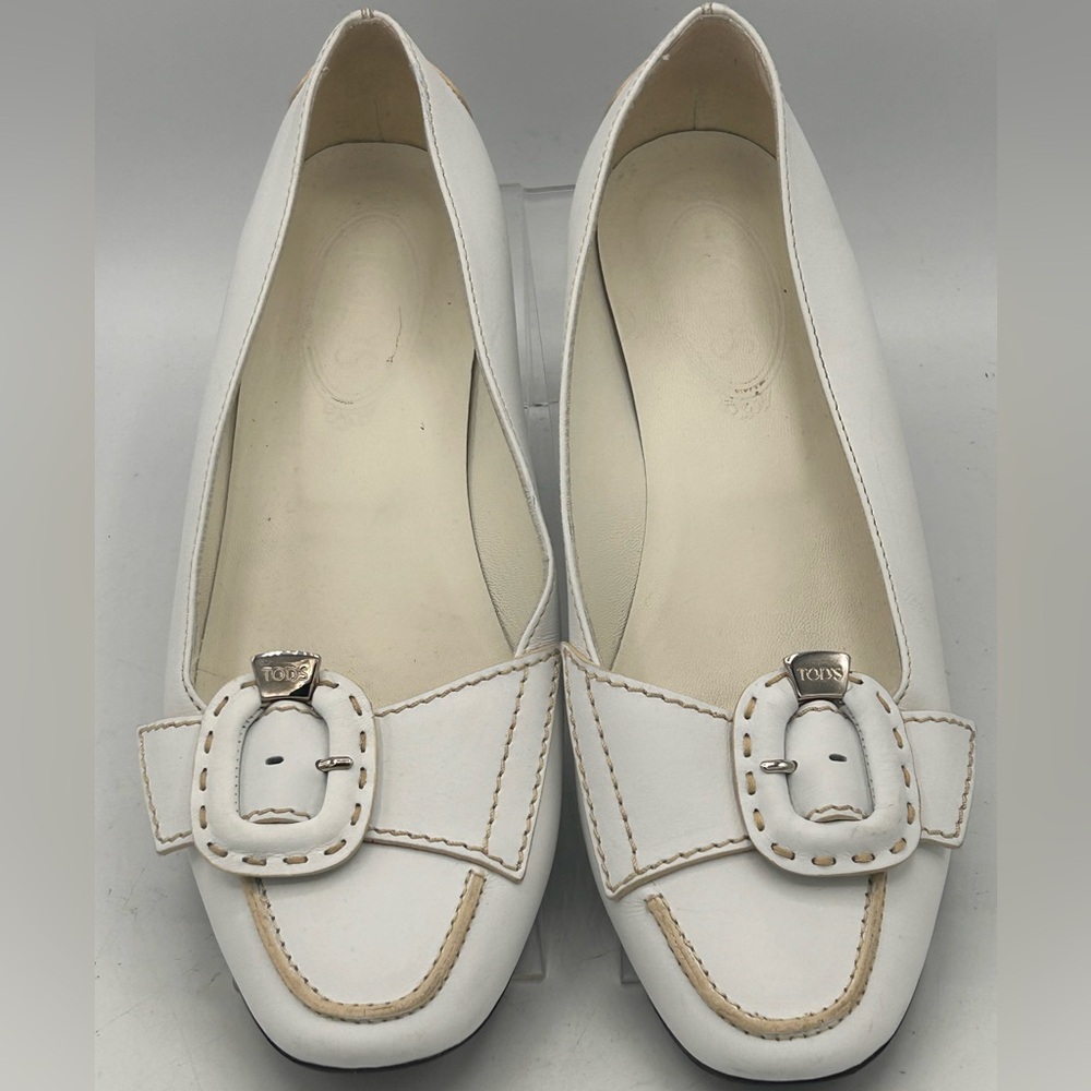 Tod's White Buckle Women's Leather Flat Loafer Driving Shoes Size 38.5 US 8